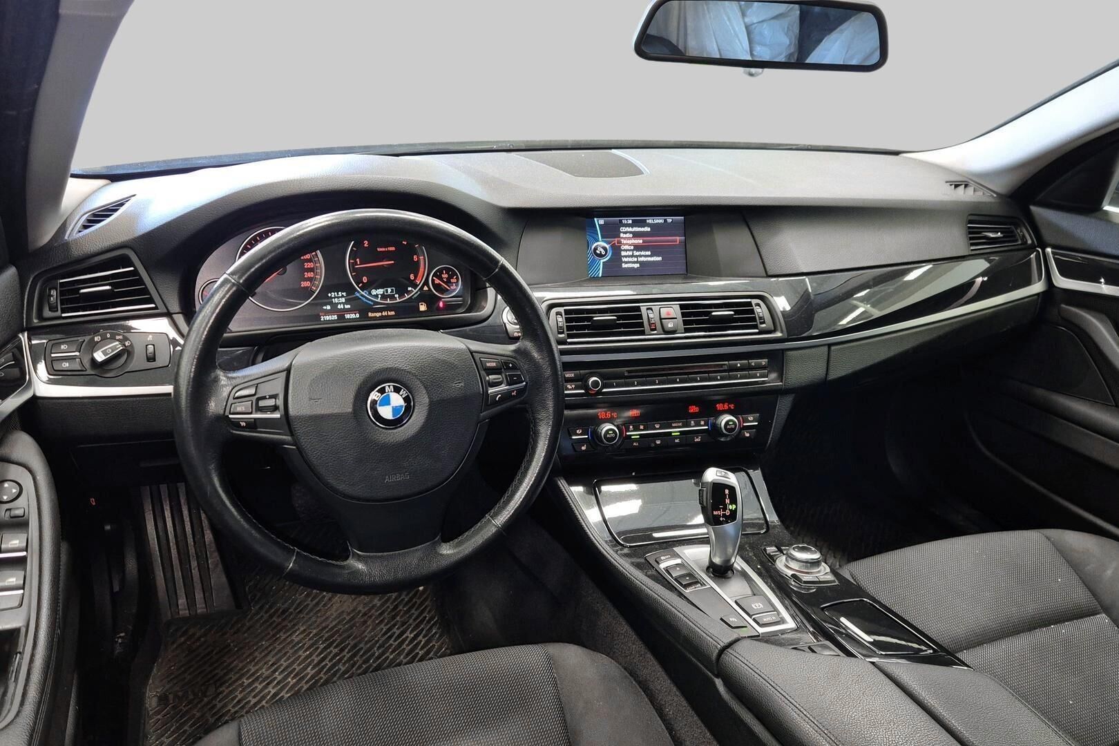 BMW 5-SARJA iso kuva 2