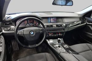 BMW 5-SARJA esikatselu 2