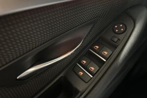 BMW 5-SARJA esikatselu 22