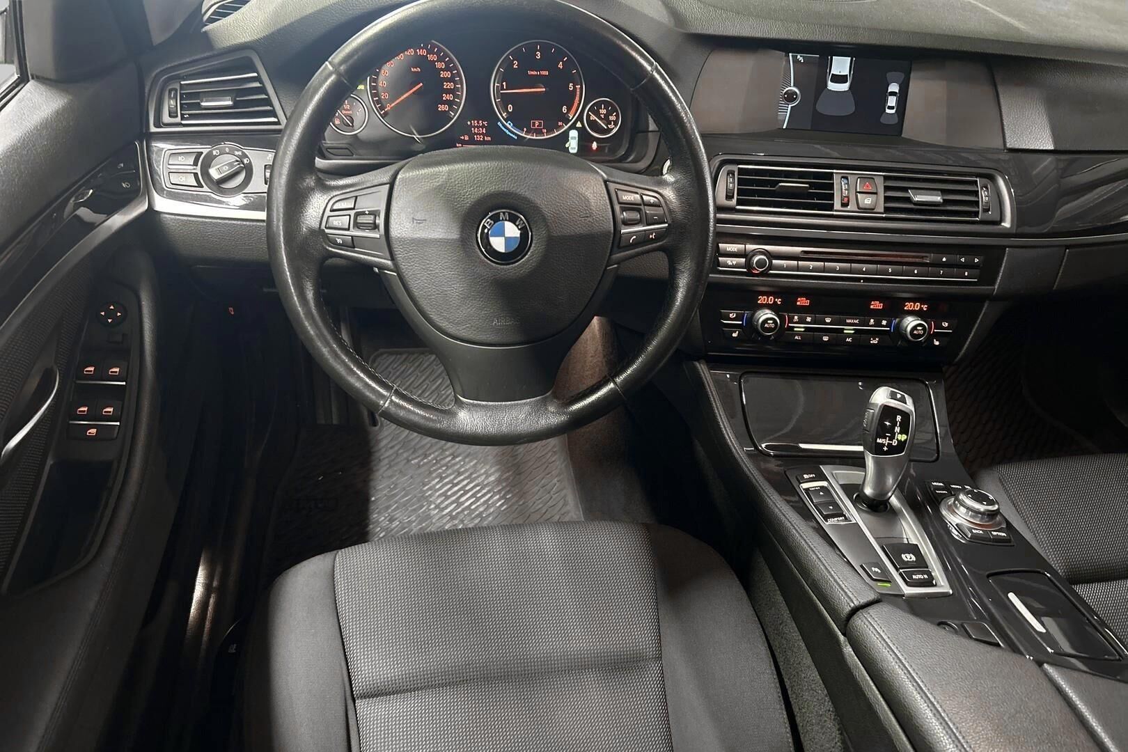 BMW 5-SARJA iso kuva 27