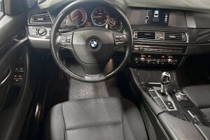 BMW 5-SARJA esikatselu 27