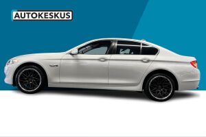 BMW 5-SARJA esikatselu 8