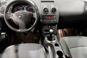 Nissan Qashqai esikatselu 11