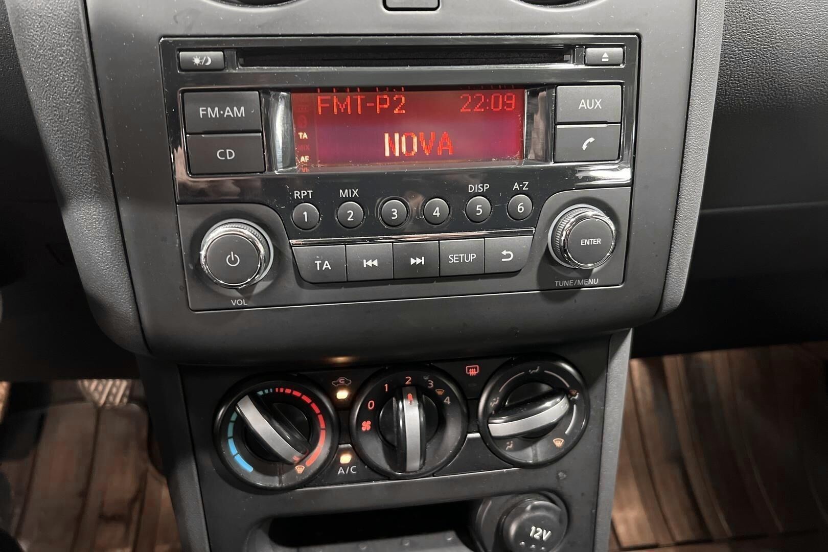 Nissan Qashqai iso kuva 16