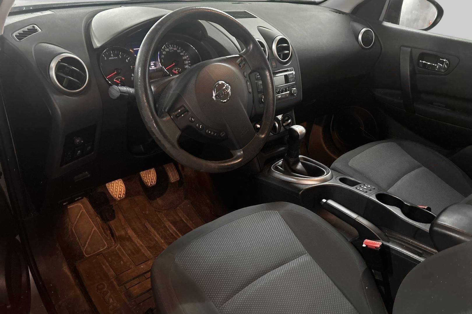 Nissan Qashqai iso kuva 2