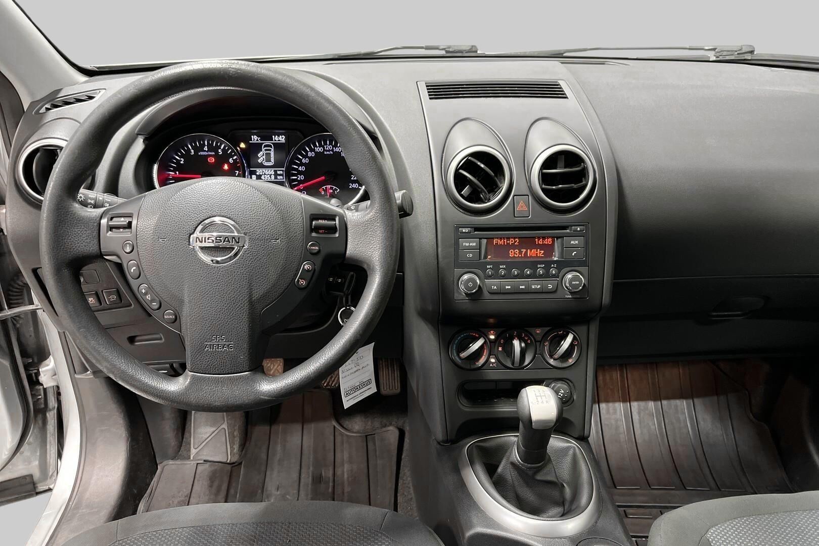 Nissan Qashqai iso kuva 11