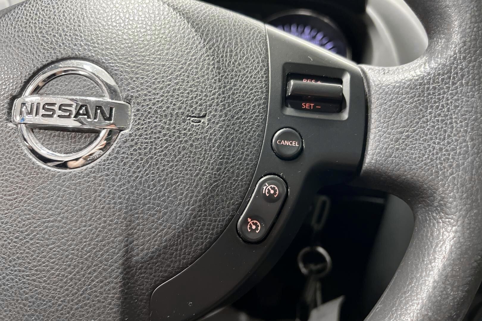 Nissan Qashqai iso kuva 17