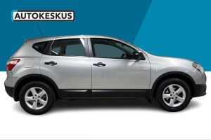 Nissan Qashqai esikatselu 4