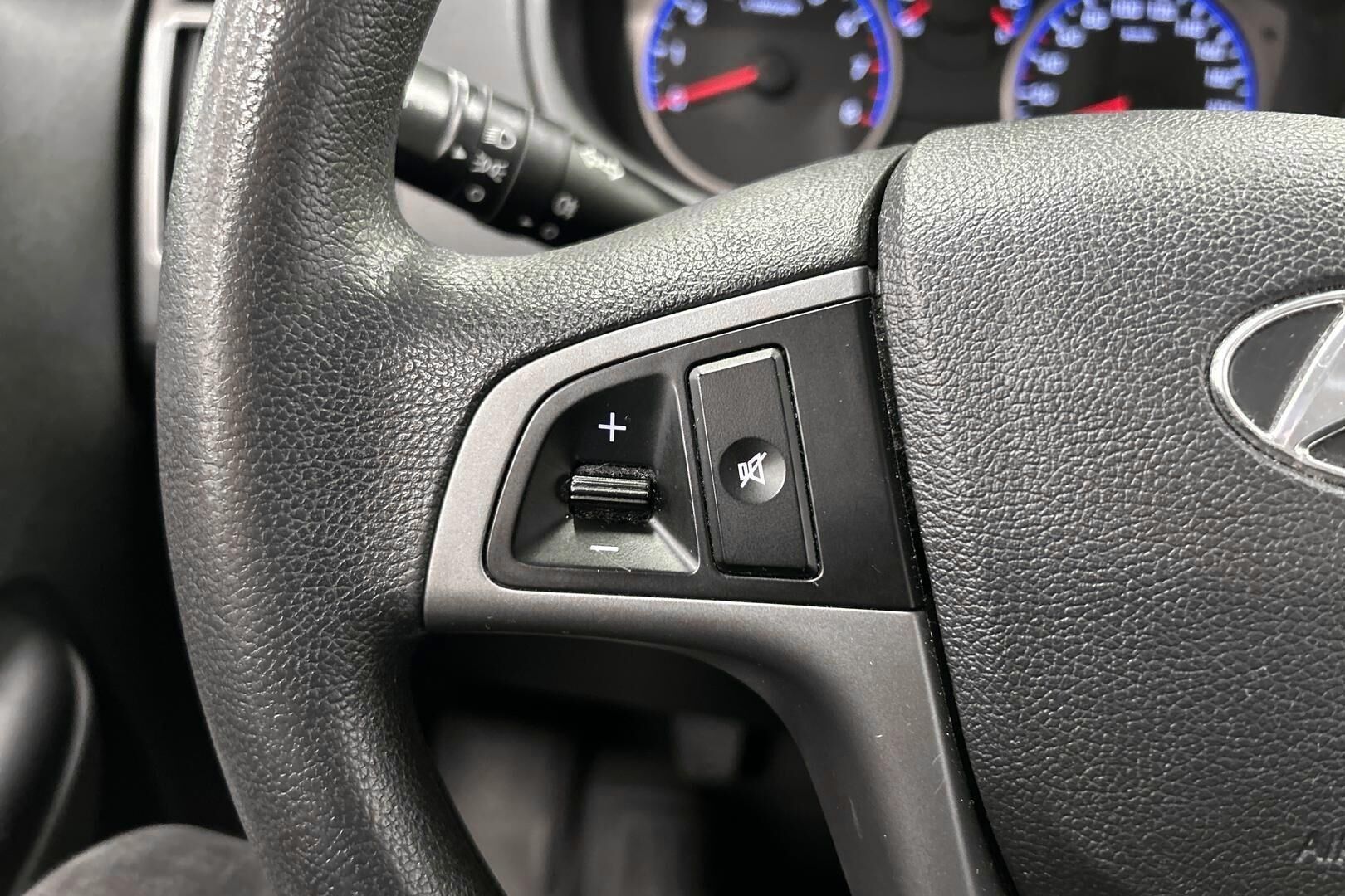 Hyundai i20 iso kuva 16