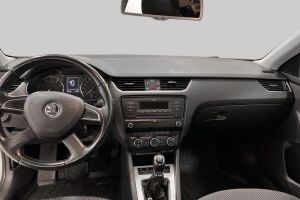 Skoda Octavia esikatselu 11
