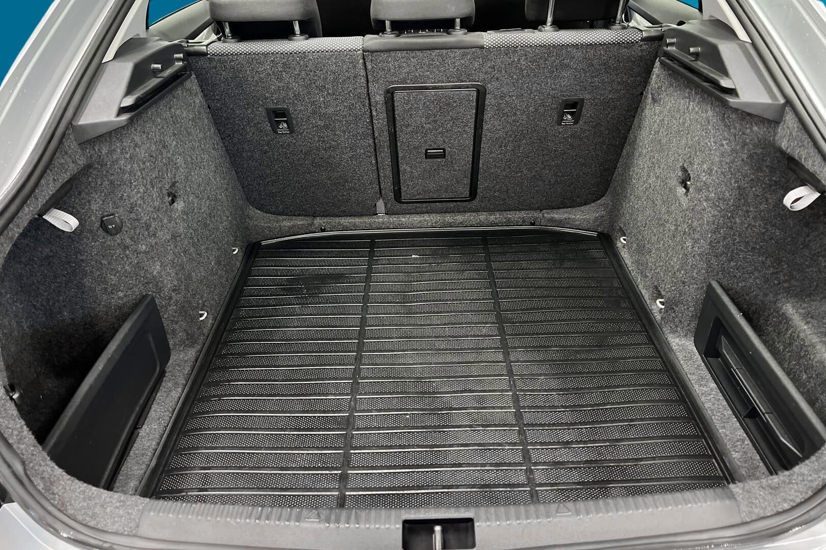 Skoda Octavia iso kuva 12