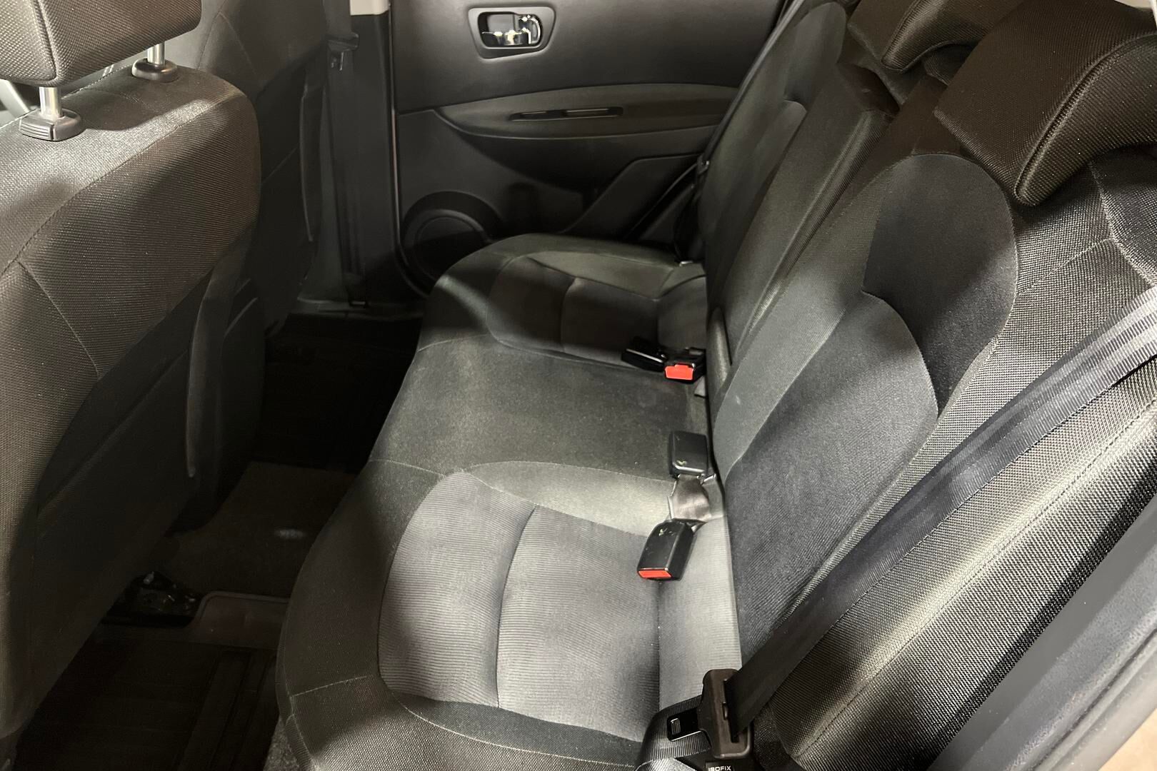 Nissan Qashqai iso kuva 10