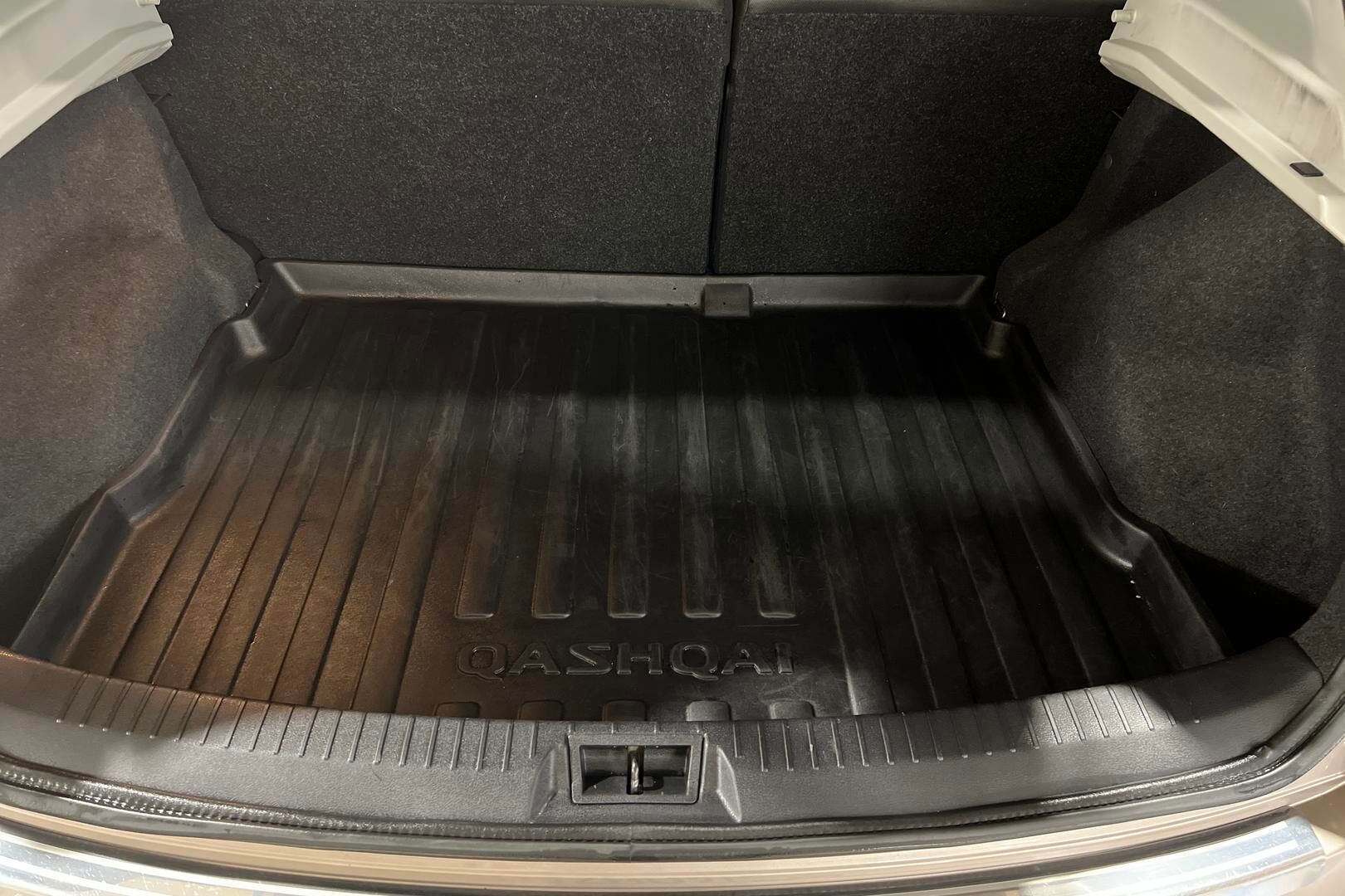 Nissan Qashqai iso kuva 12