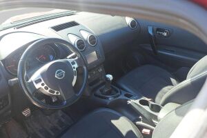 Nissan Qashqai esikatselu 2