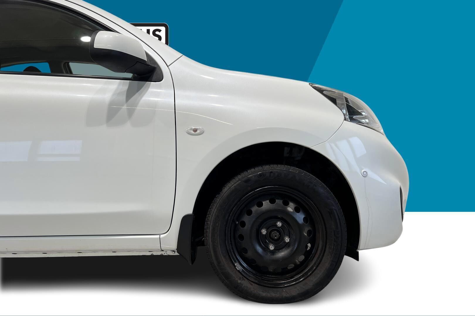 Nissan Micra iso kuva 12
