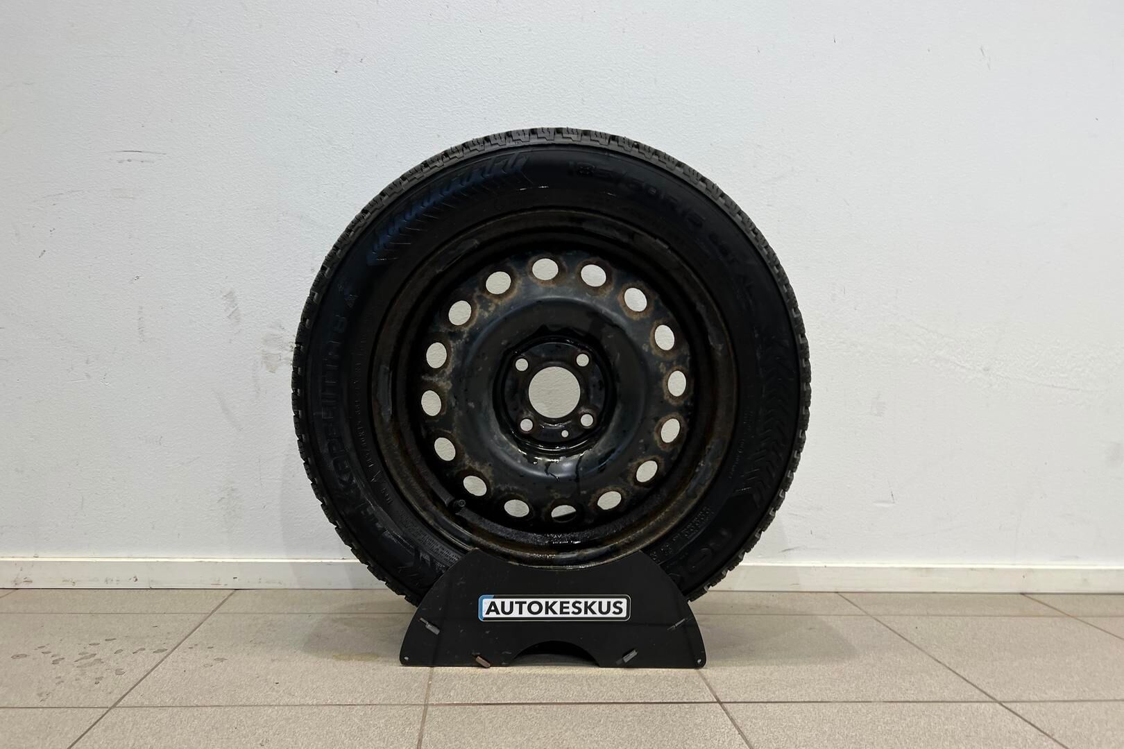 Nissan Micra iso kuva 21