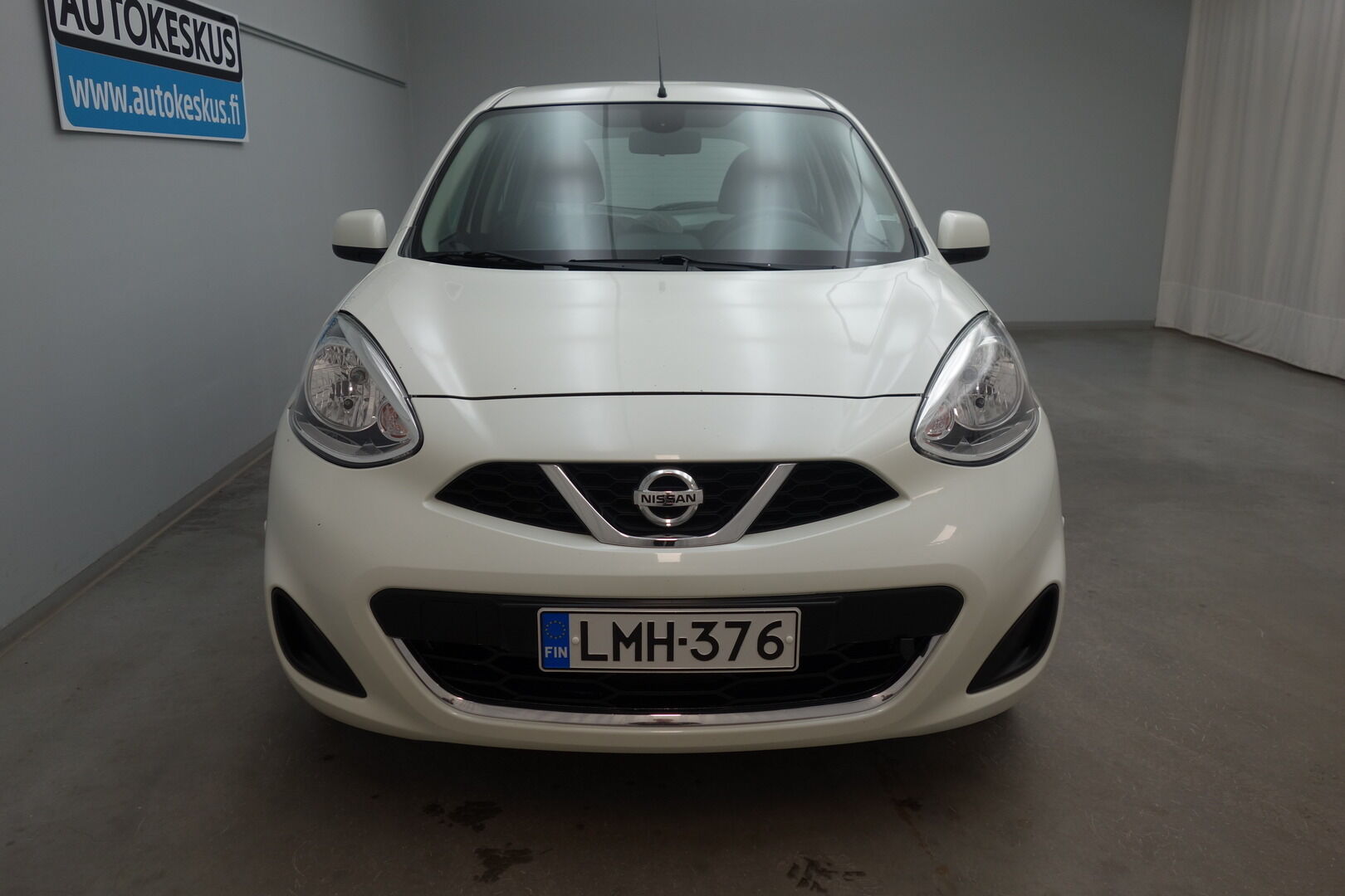 Nissan Micra iso kuva 6