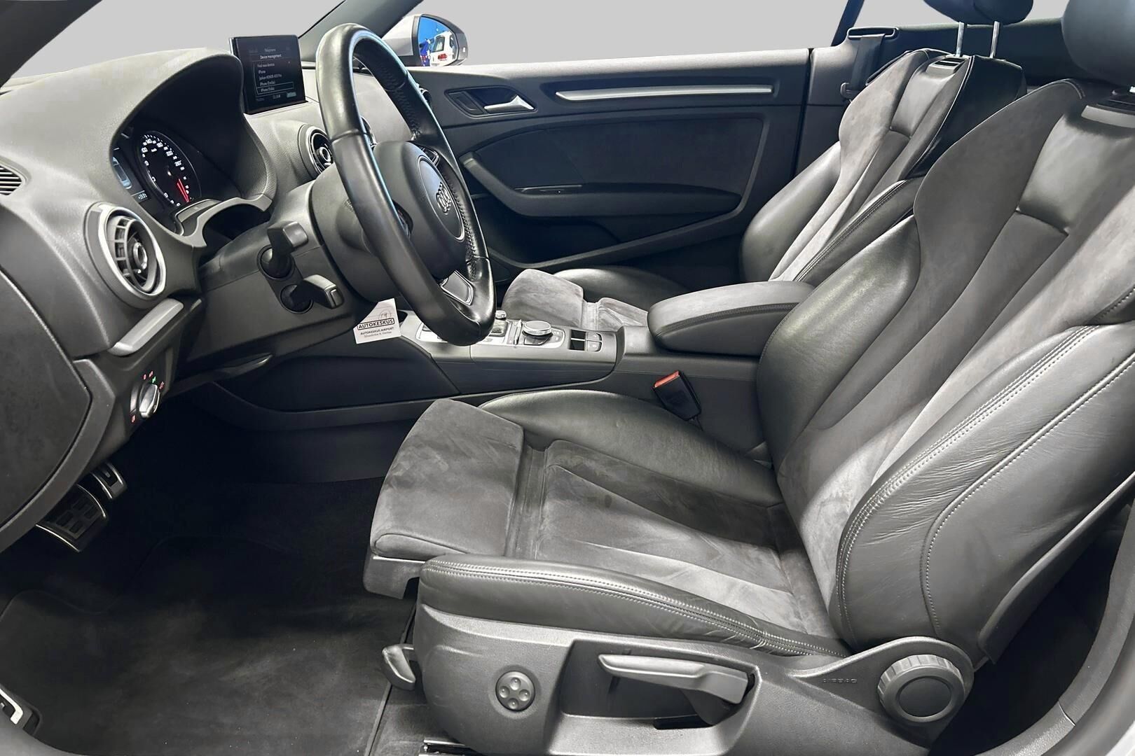 Audi A3 iso kuva 11