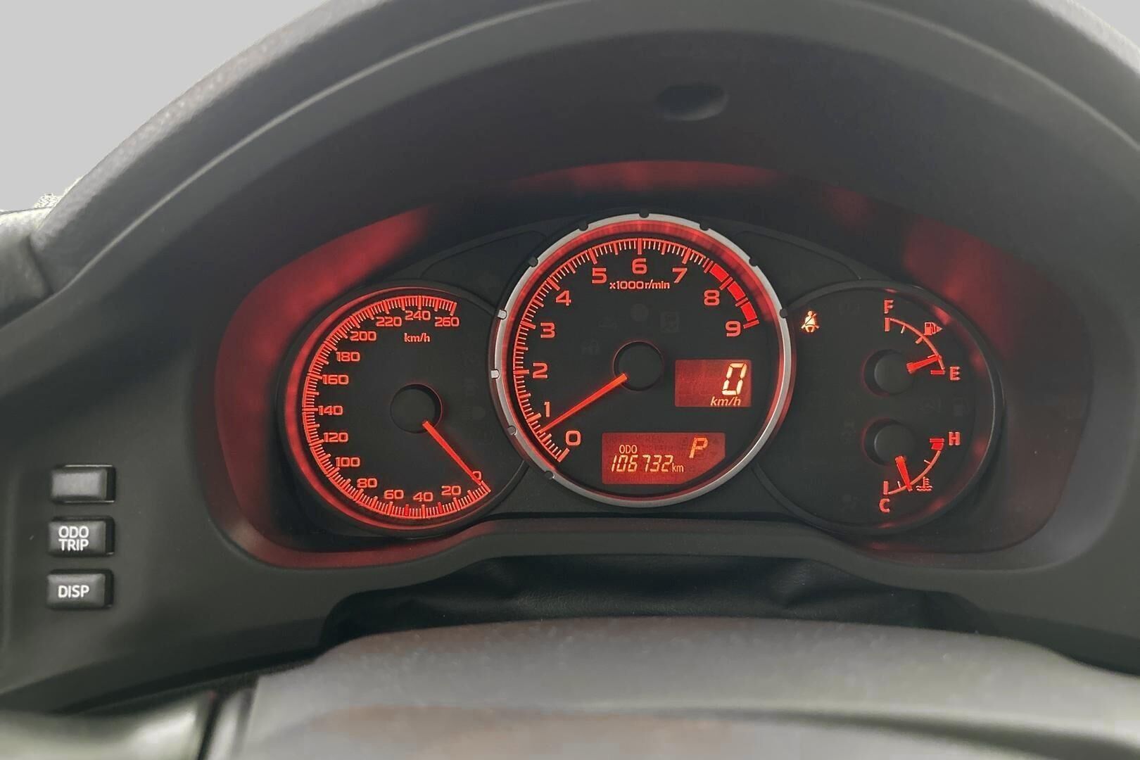 Subaru BRZ iso kuva 10
