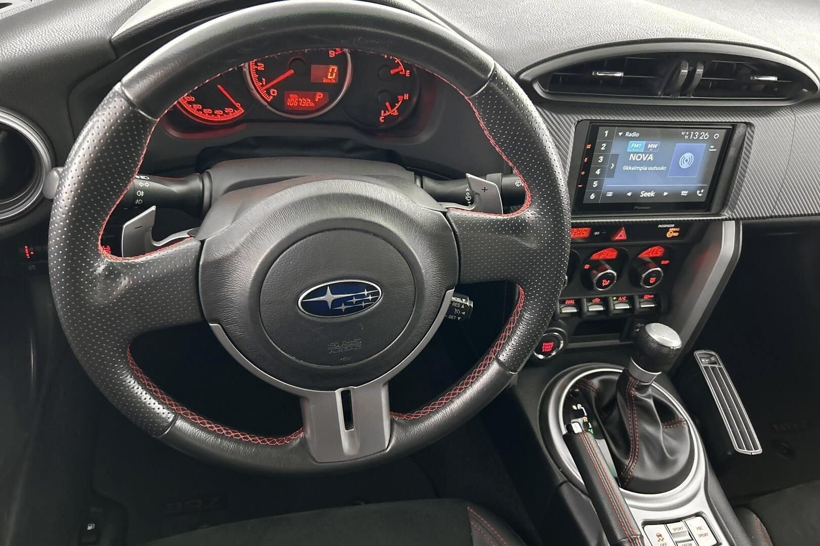 Subaru BRZ iso kuva 22