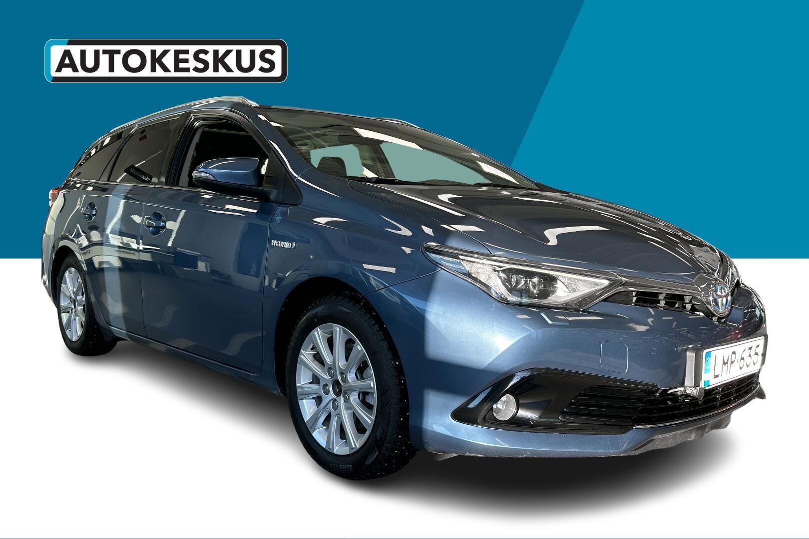 Toyota Auris iso kuva 3