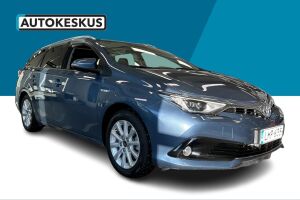 Toyota Auris esikatselu 3