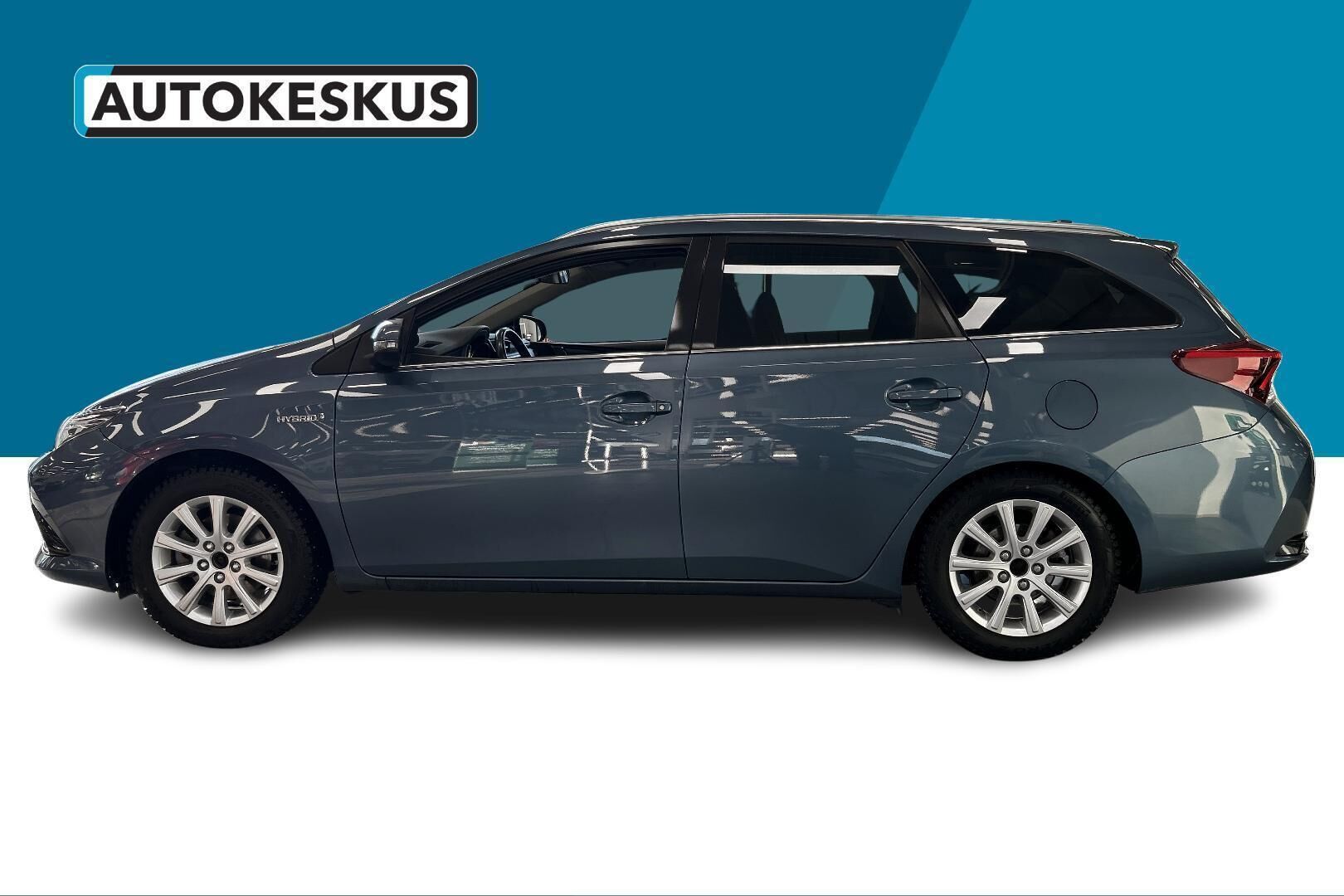 Toyota Auris iso kuva 8