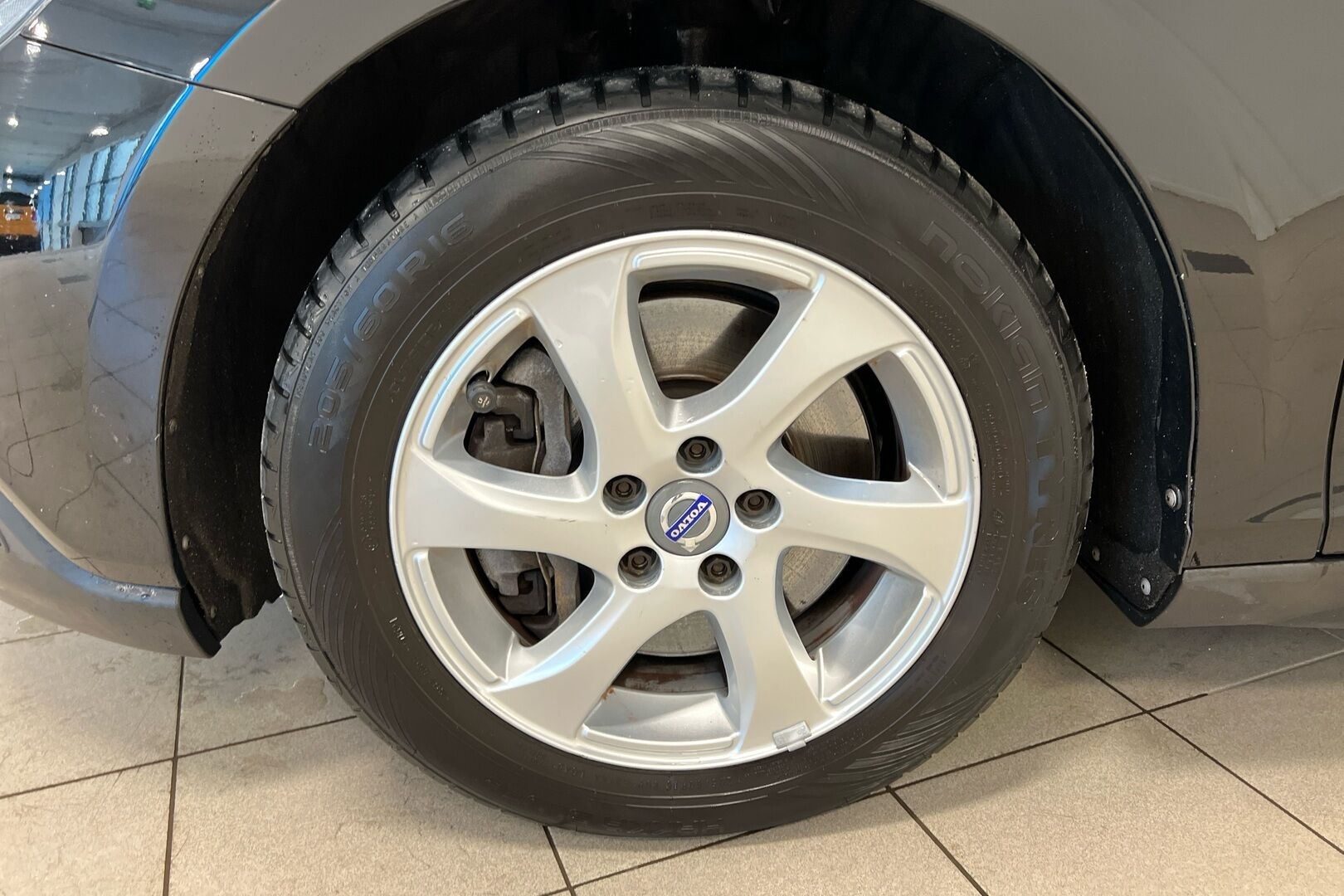 Volvo V40 Cross Country iso kuva 10