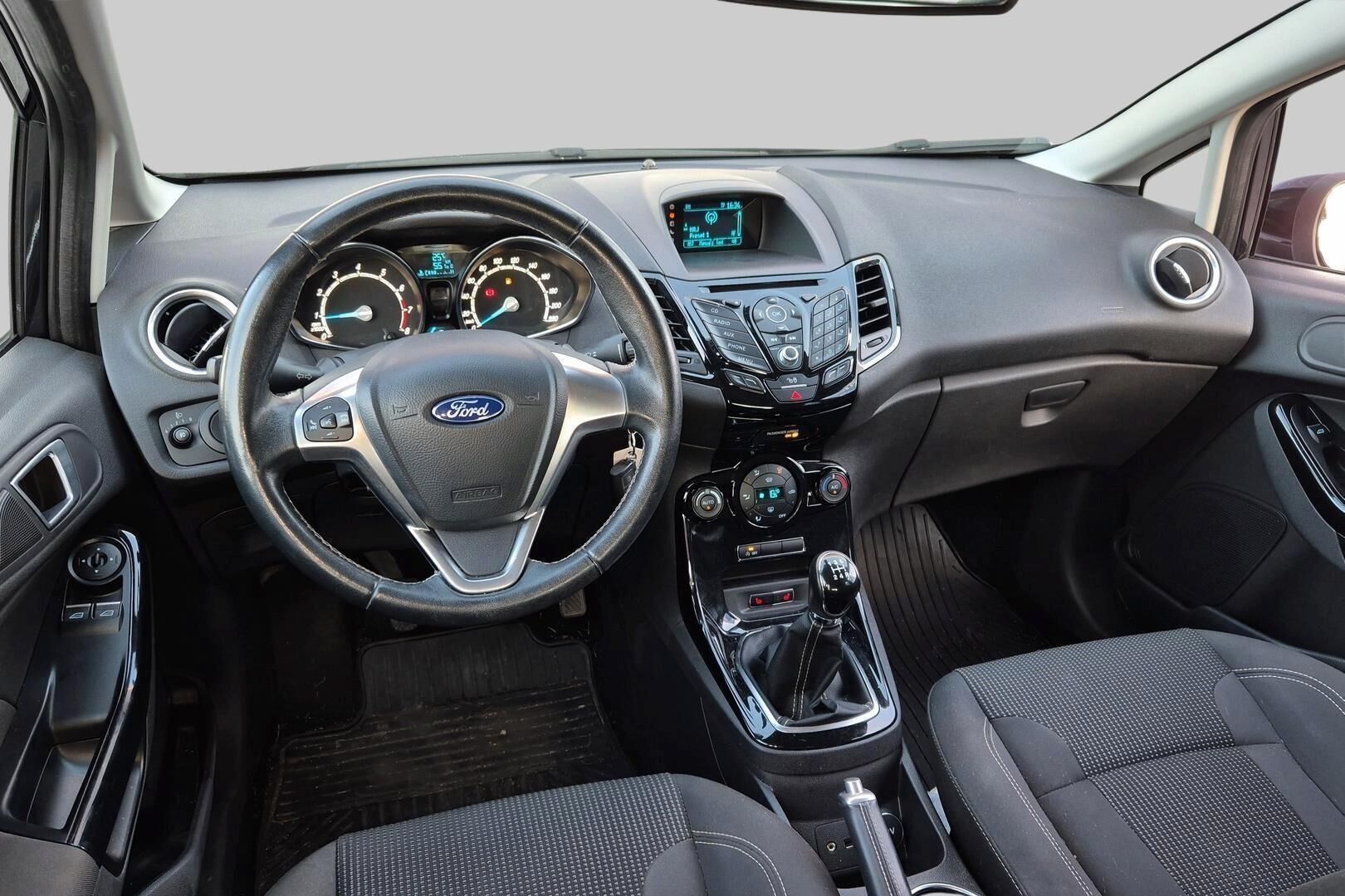 Ford Fiesta iso kuva 2