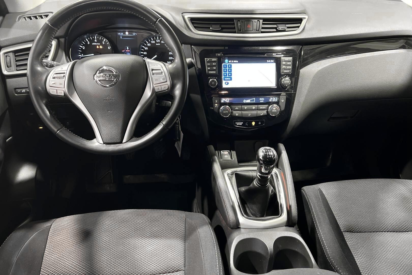 Nissan Qashqai iso kuva 11