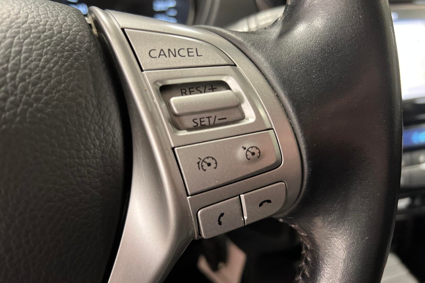 Nissan Qashqai iso kuva 16