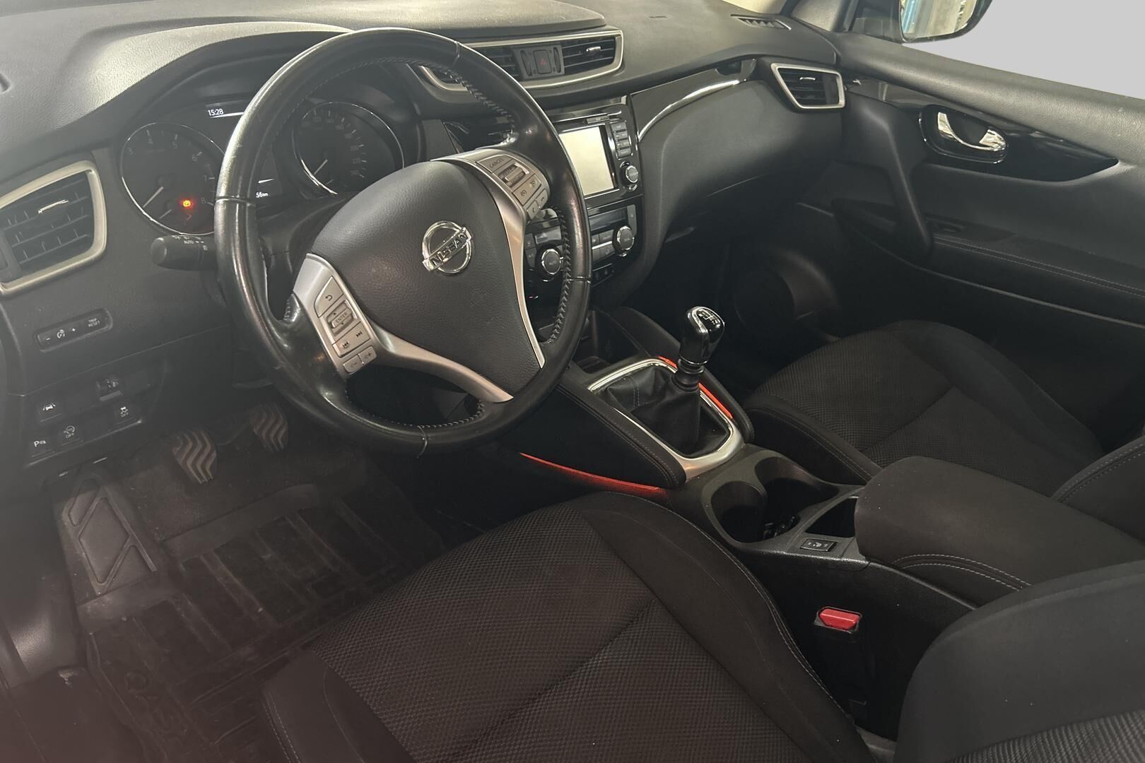 Nissan Qashqai iso kuva 2