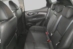 Nissan Qashqai esikatselu 10
