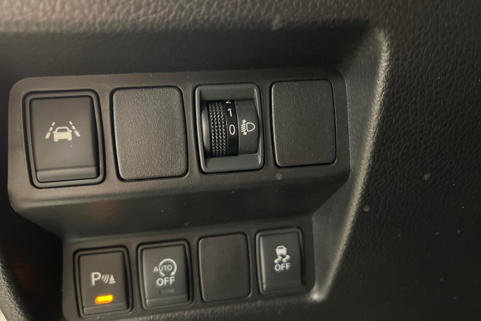 Nissan Qashqai iso kuva 16