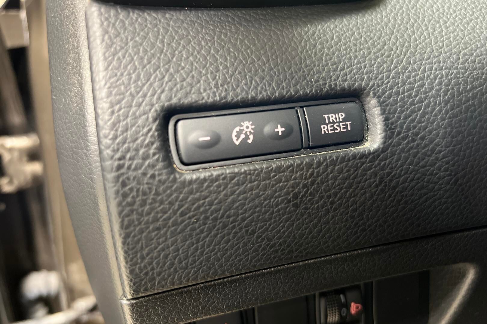 Nissan Qashqai iso kuva 16