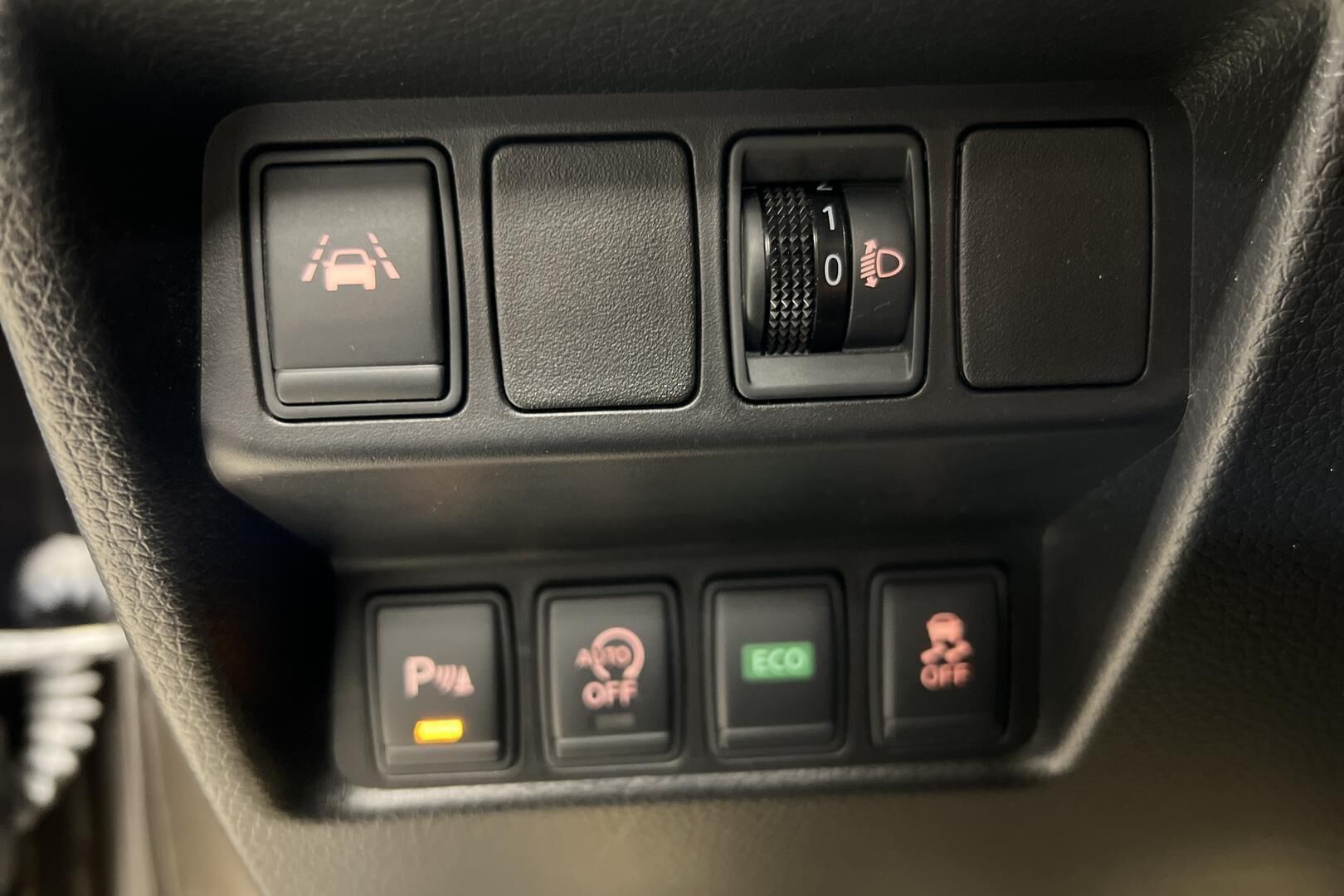 Nissan Qashqai iso kuva 17
