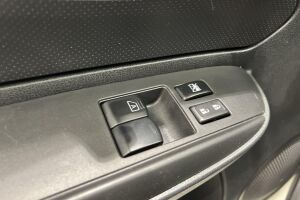 Nissan Note esikatselu 22