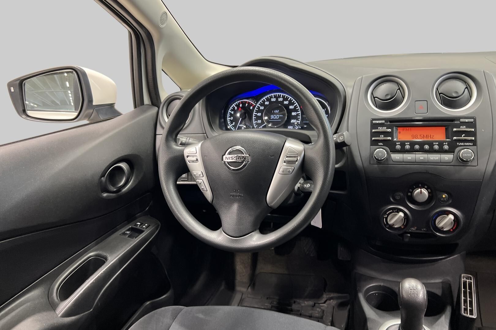 Nissan Note iso kuva 23