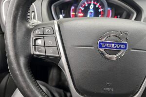 Volvo V40 esikatselu 14