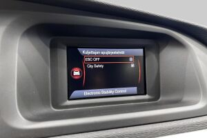 Volvo V40 esikatselu 21