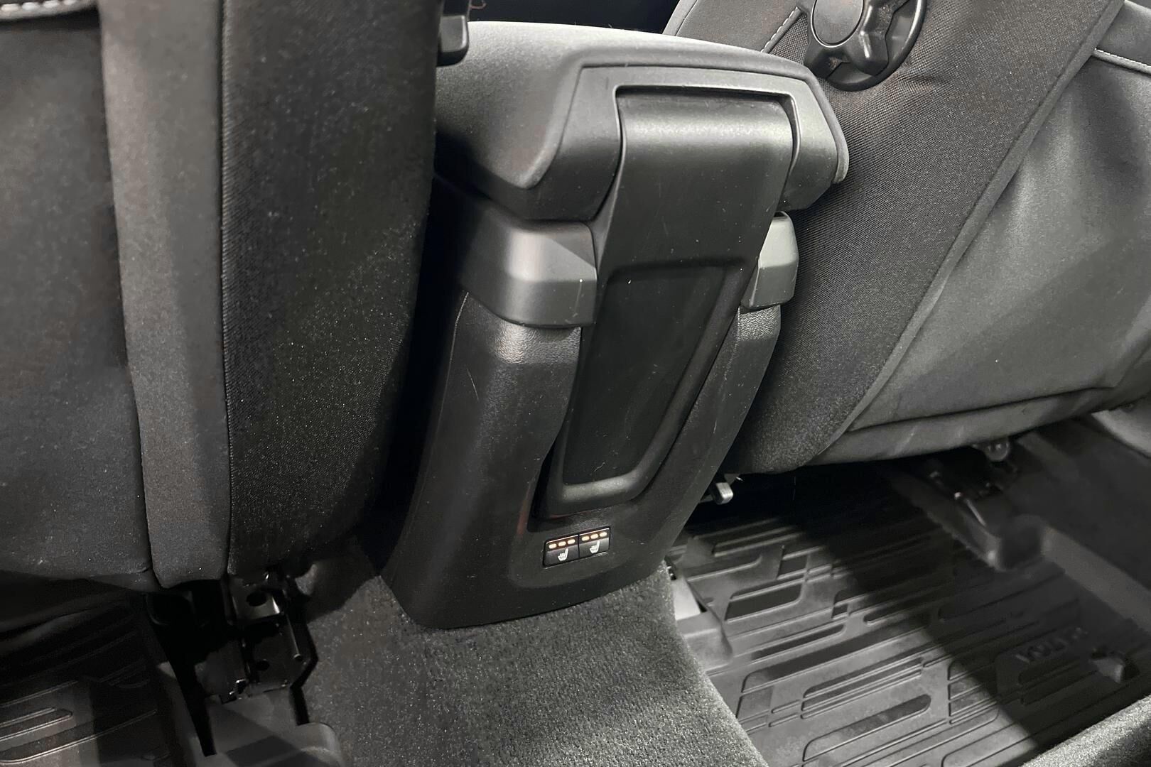 Volvo V40 iso kuva 31