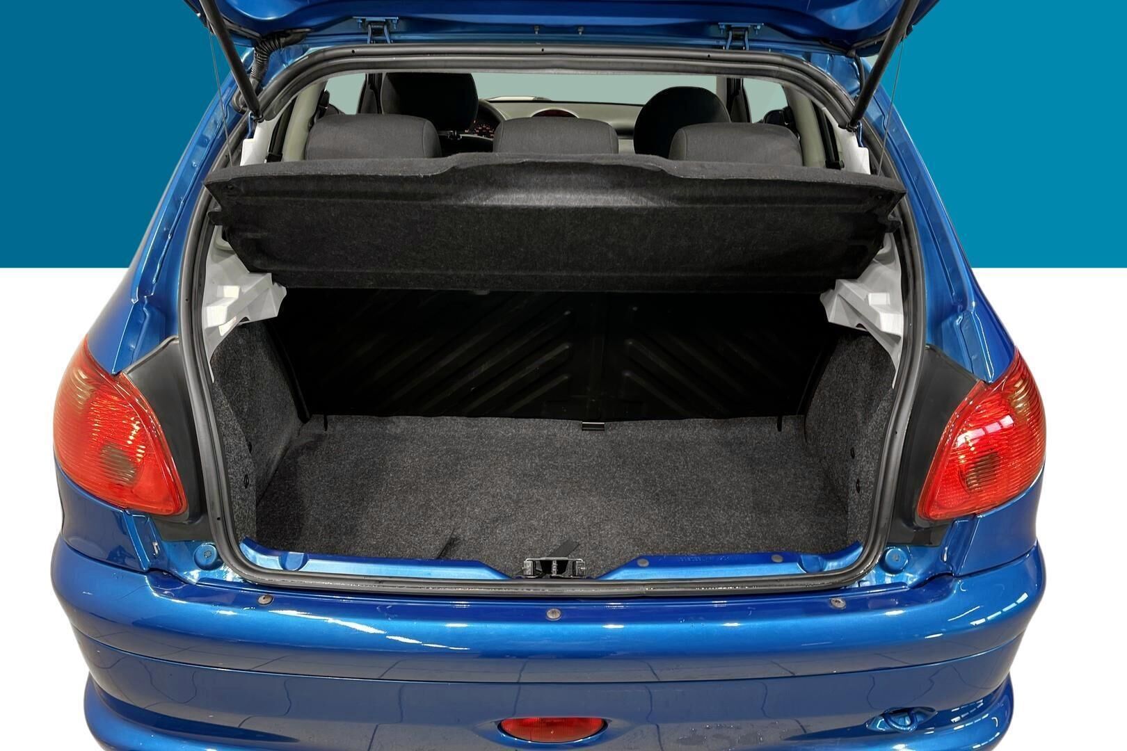 Peugeot 206 iso kuva 11
