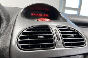 Peugeot 206 esikatselu 15