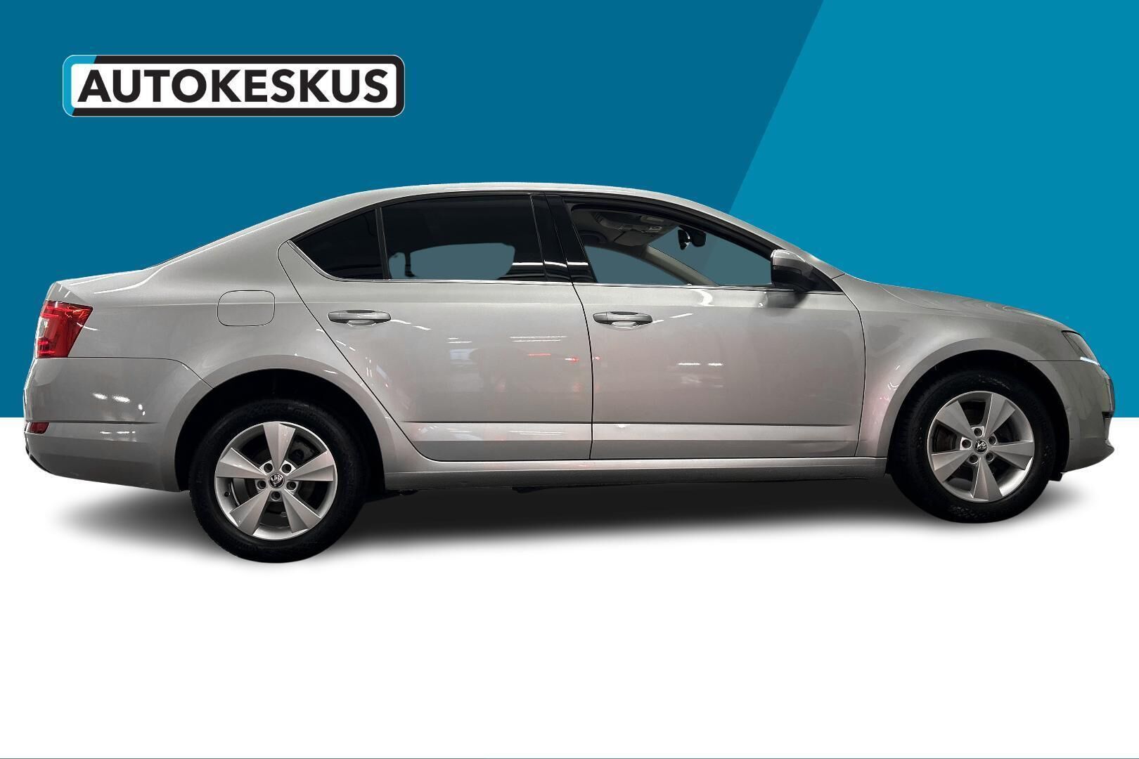 Skoda Octavia iso kuva 4