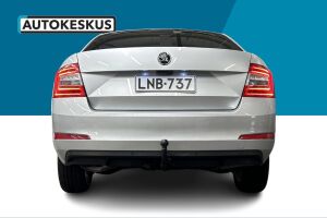 Skoda Octavia esikatselu 6