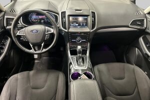 Ford S-Max esikatselu 11