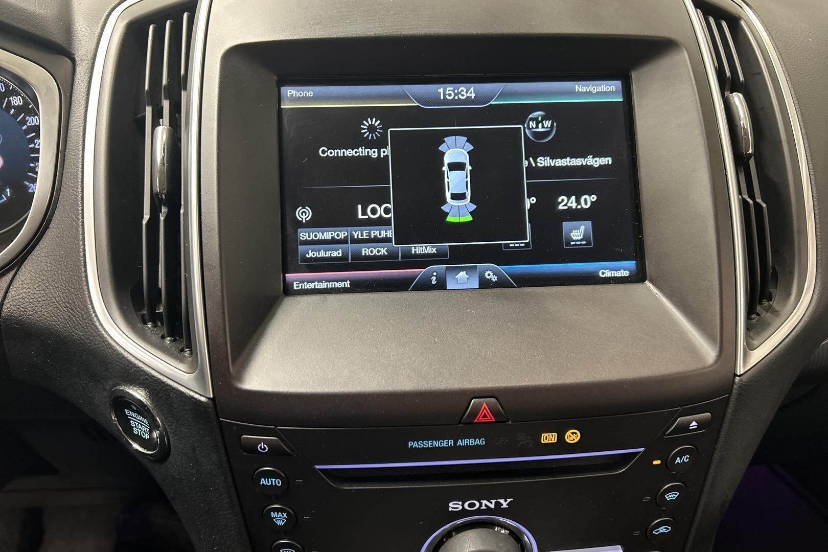 Ford S-Max iso kuva 18