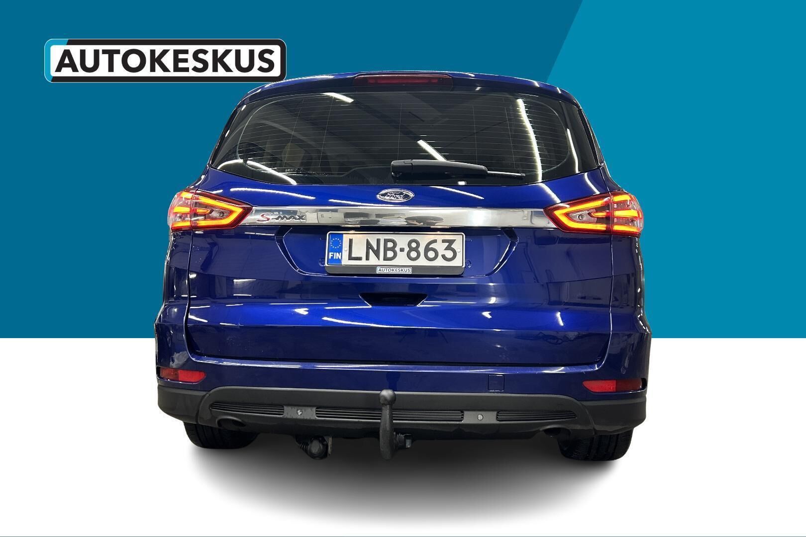 Ford S-Max iso kuva 6