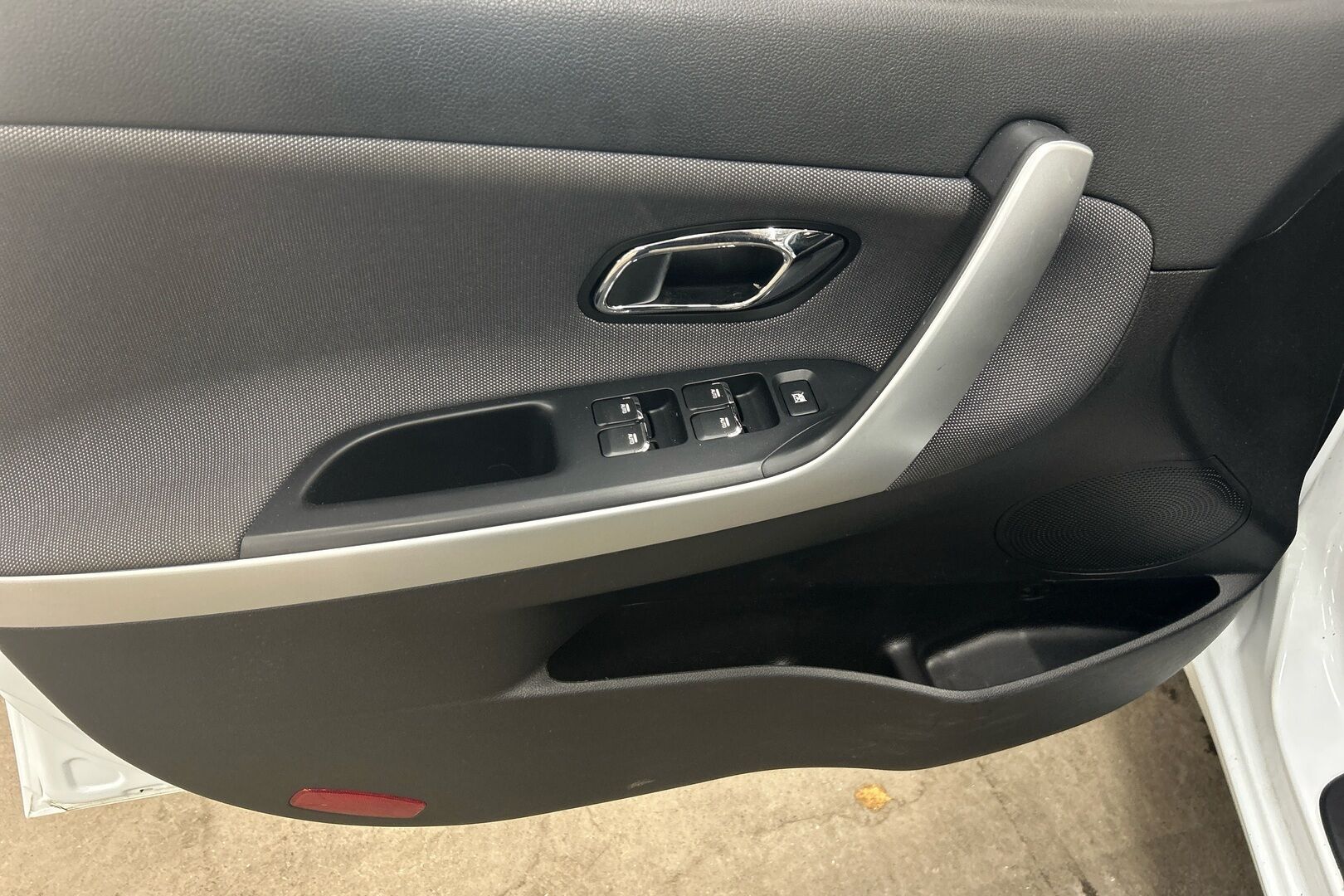 Kia cee'd iso kuva 11