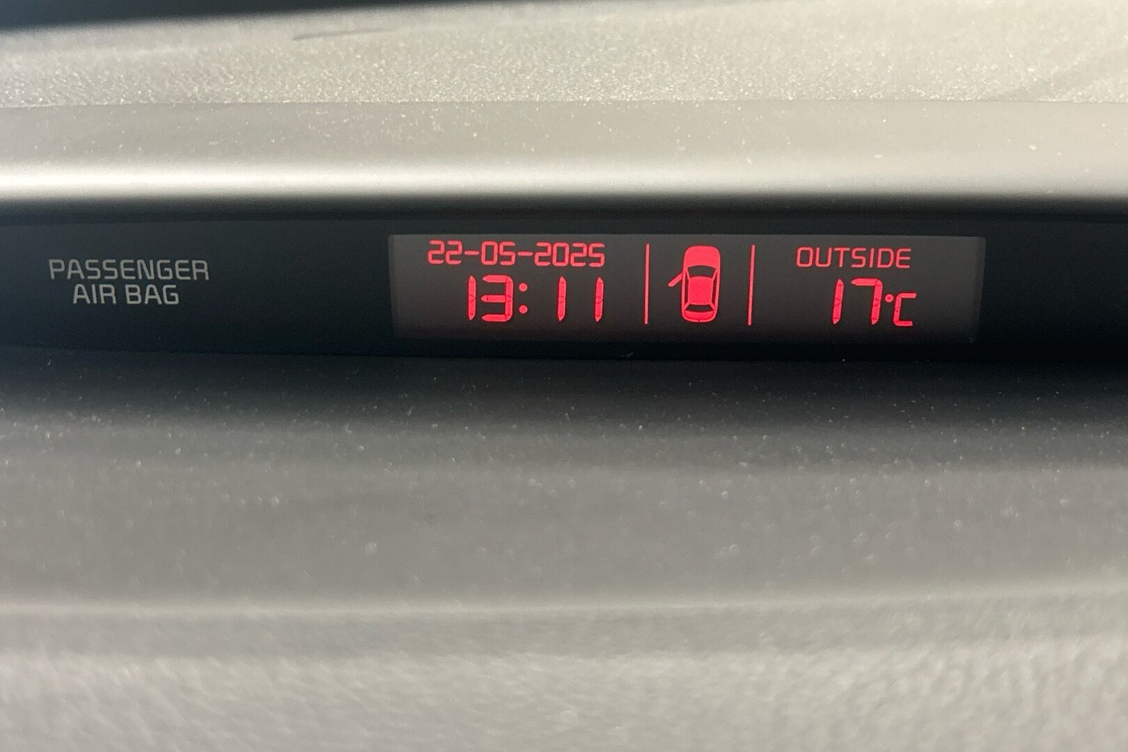 Kia cee'd iso kuva 17